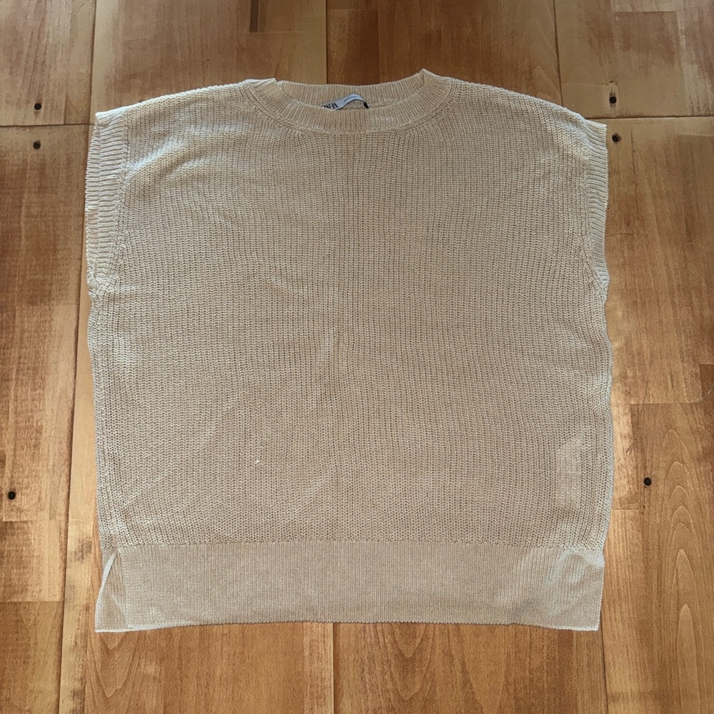 Zara Cream Crew Neck Sweater
